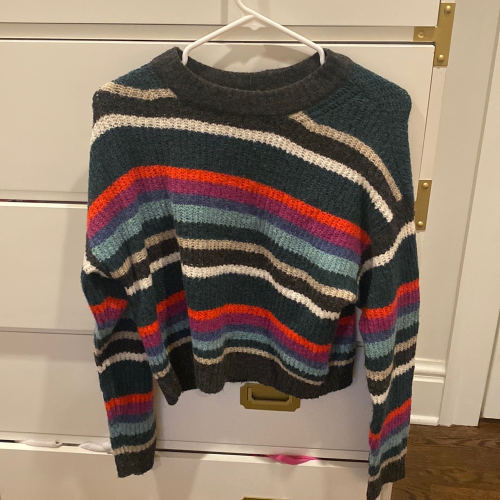American eagle sweater